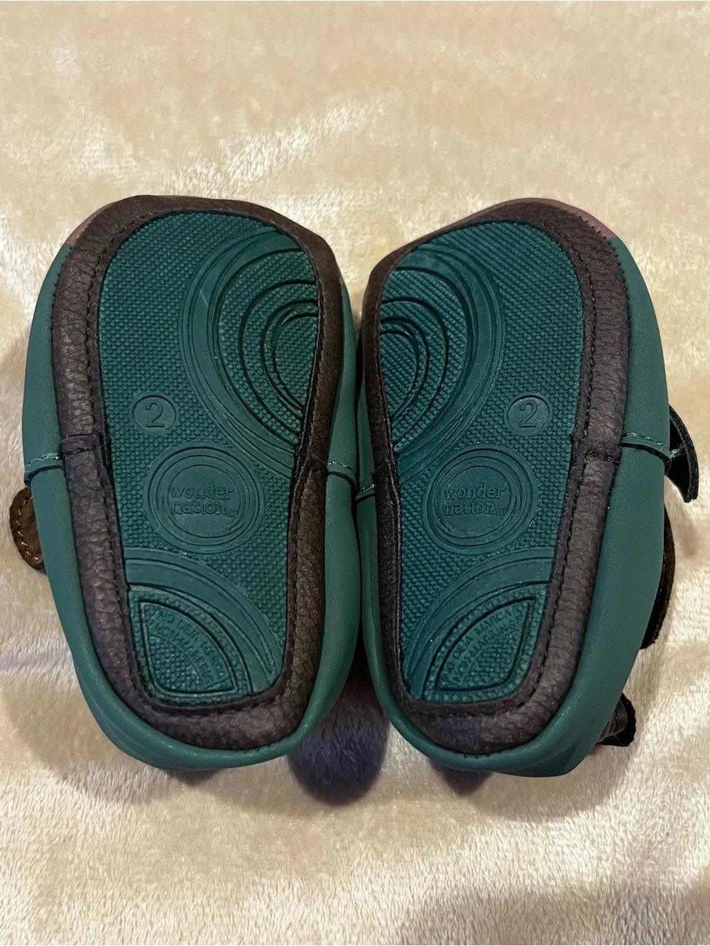 Wonder Nation Green Moose Soft Sole Baby Shoes – Size 2